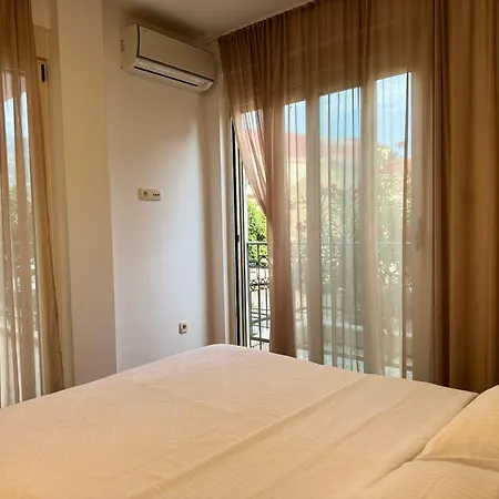 Viola Di Mare Apartments Будва Экстерьер фото